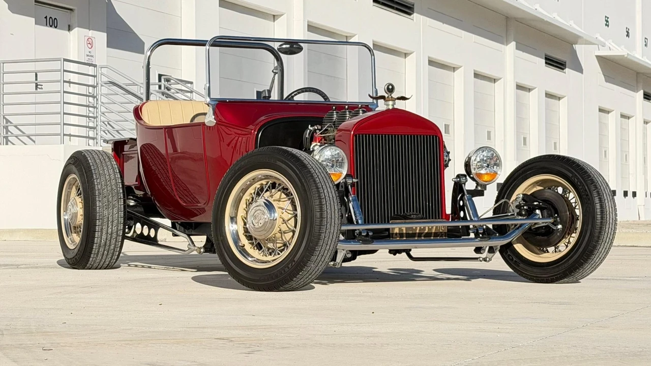 Ford Hot Rod - Image 14 of 31