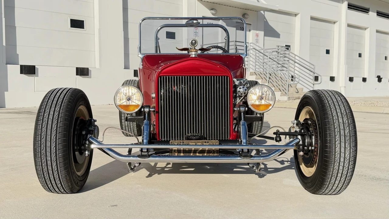 Ford Hot Rod - Image 7 of 31