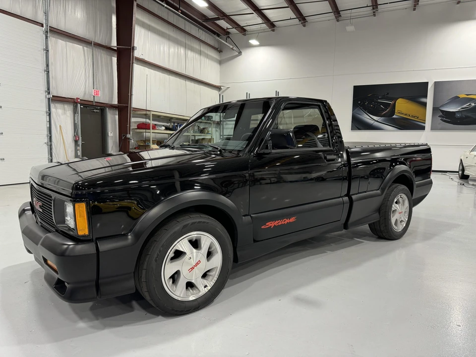 1991 GMC Syclone - Image 15 of 31