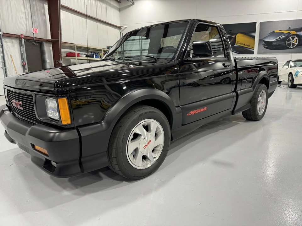 1991 GMC Syclone - Image 14 of 31