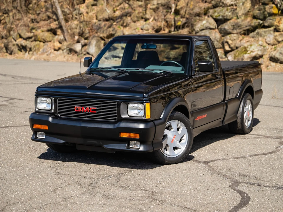 1991 GMC Syclone - Image 2 of 31