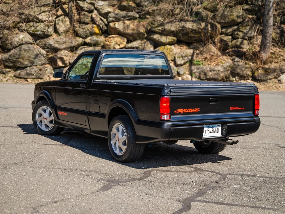 1991 GMC Syclone - Image 5 of 31