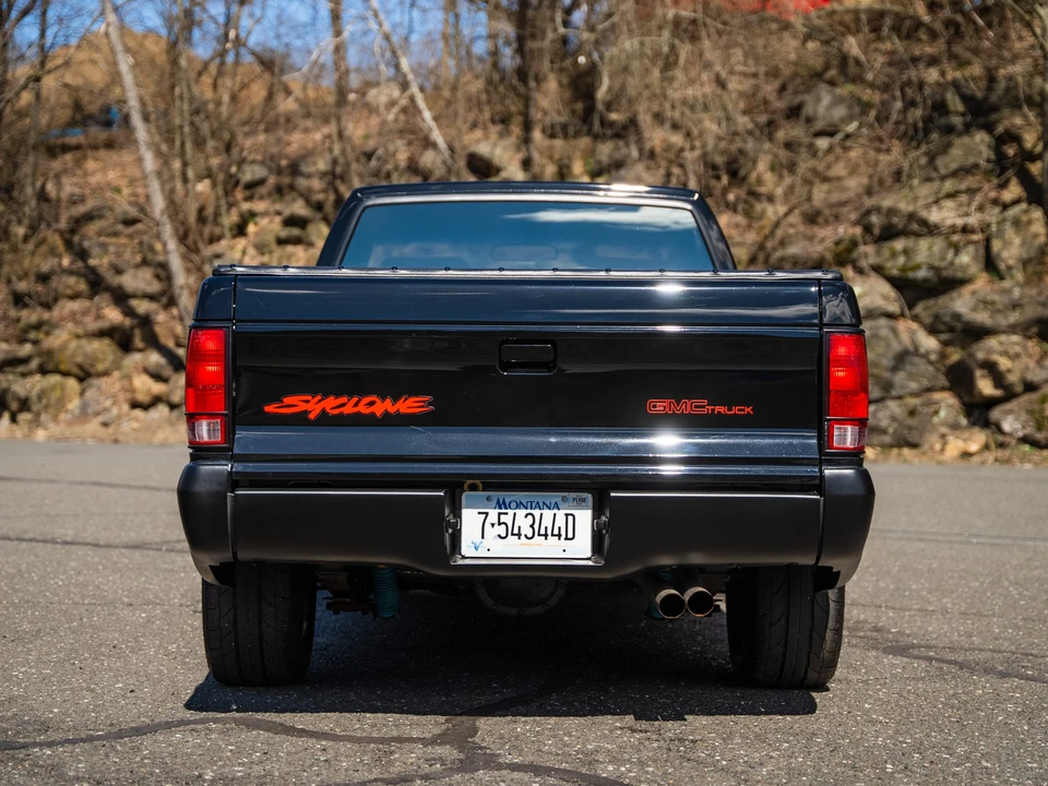 1991 GMC Syclone - Image 6 of 31