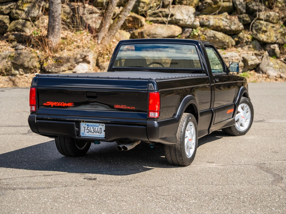 1991 GMC Syclone - Image 9 of 31