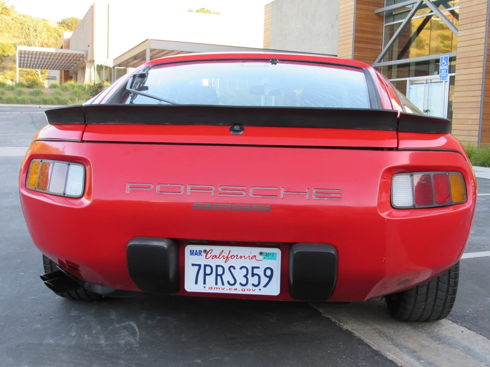1986 Porsche 928 S - Image 10 of 31