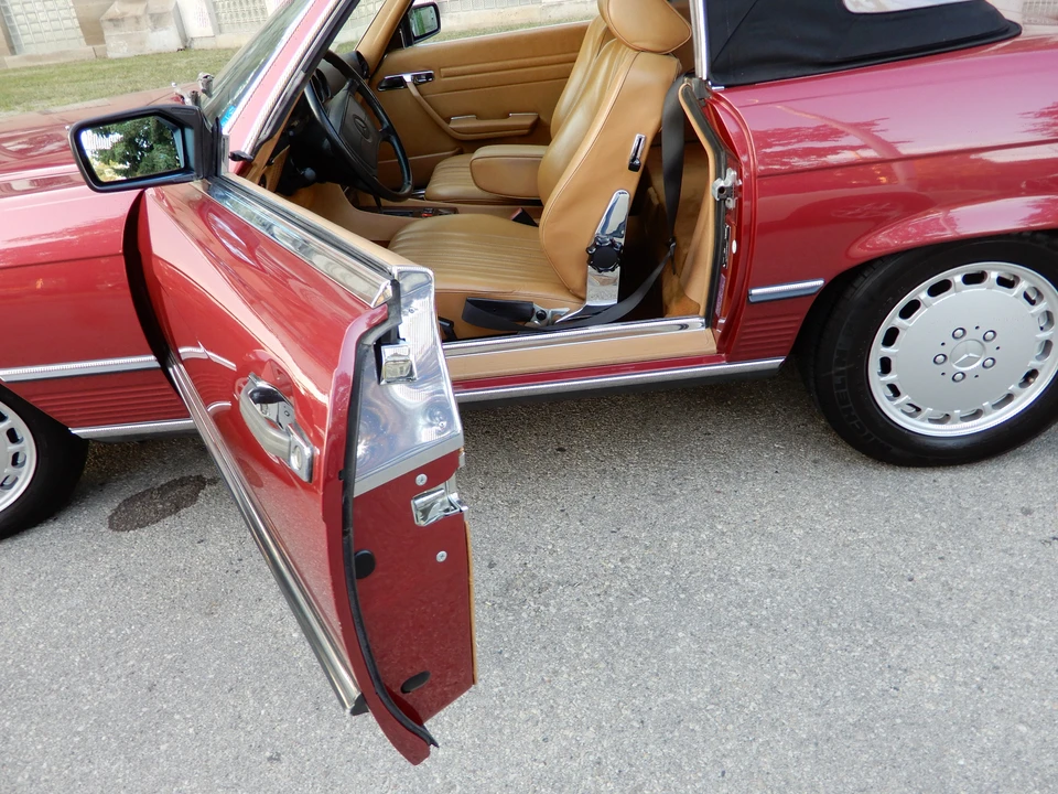 1989 Mercedes-Benz R107 SL-Class - Image 31 of 31