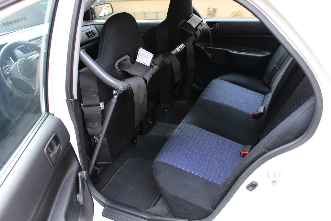 2004 Mitsubishi Lancer Evolution VIII 7th Gen - Image 21 of 31