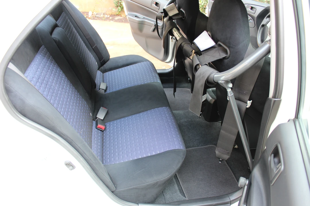 2004 Mitsubishi Lancer Evolution VIII 7th Gen - Image 23 of 31