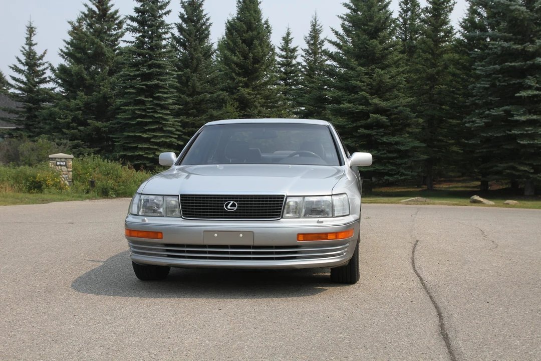 1991 Lexus LS 1st Gen - Image 13 of 31