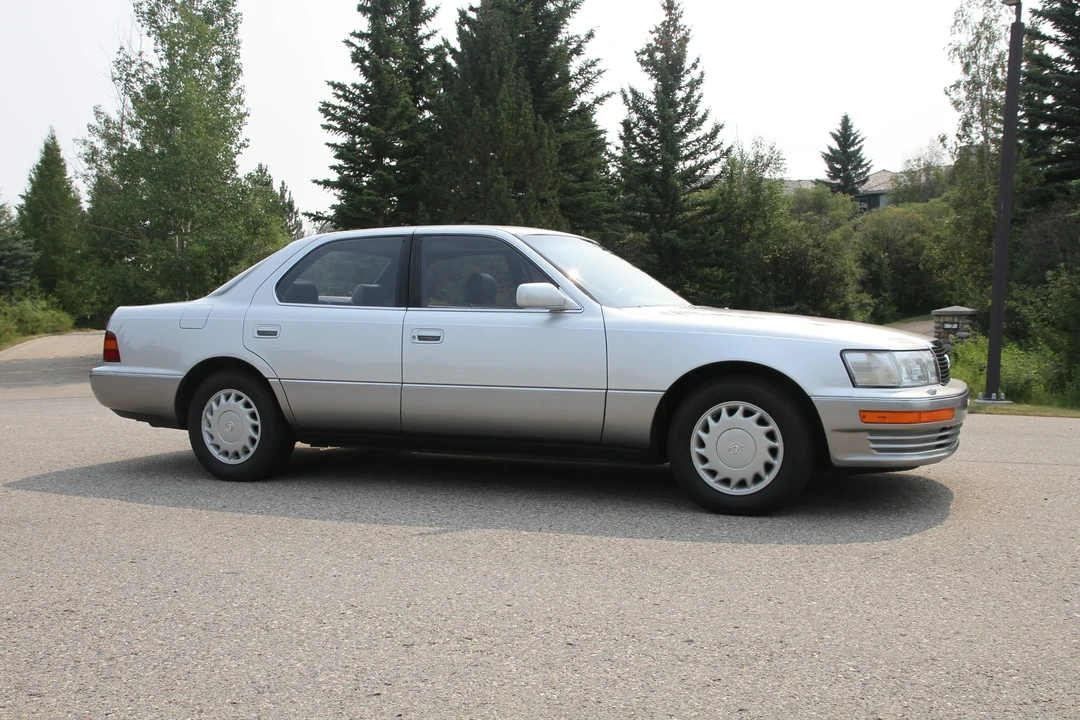 1991 Lexus LS 1st Gen - Image 11 of 31