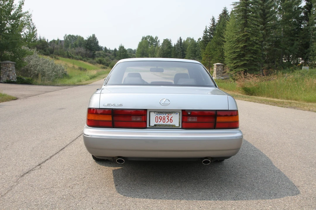 1991 Lexus LS 1st Gen - Image 8 of 31