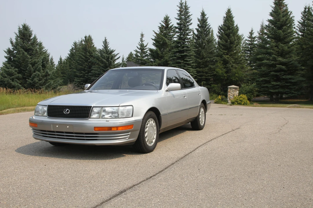 1991 Lexus LS 1st Gen - Image 2 of 31