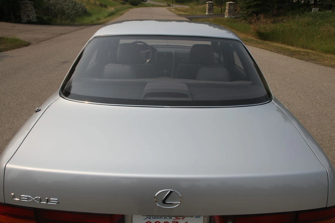 1991 Lexus LS 1st Gen - Image 25 of 31
