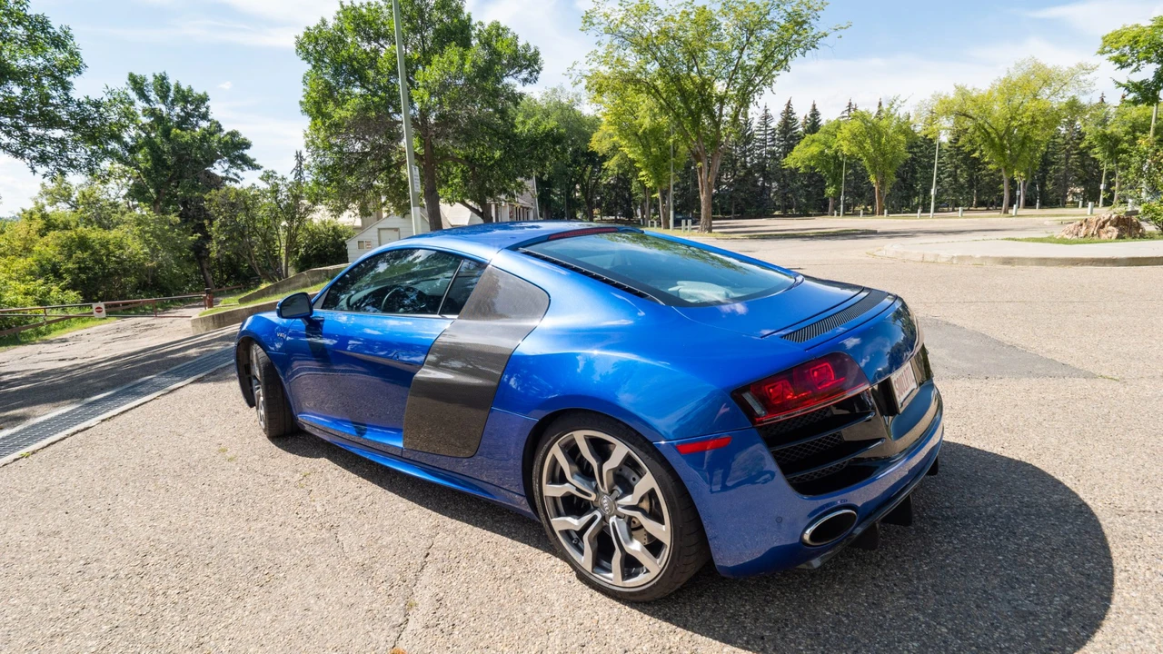 2010 Audi 42 R8 - Image 15 of 31