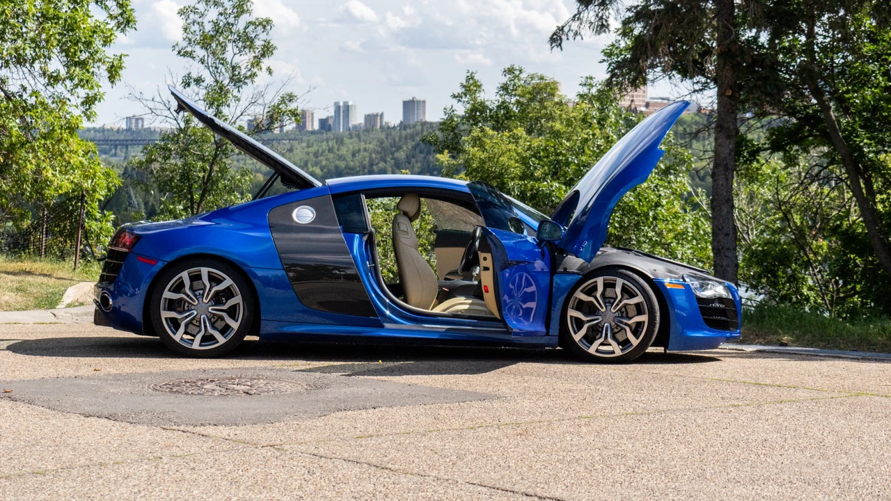 2010 Audi 42 R8 - Image 22 of 31