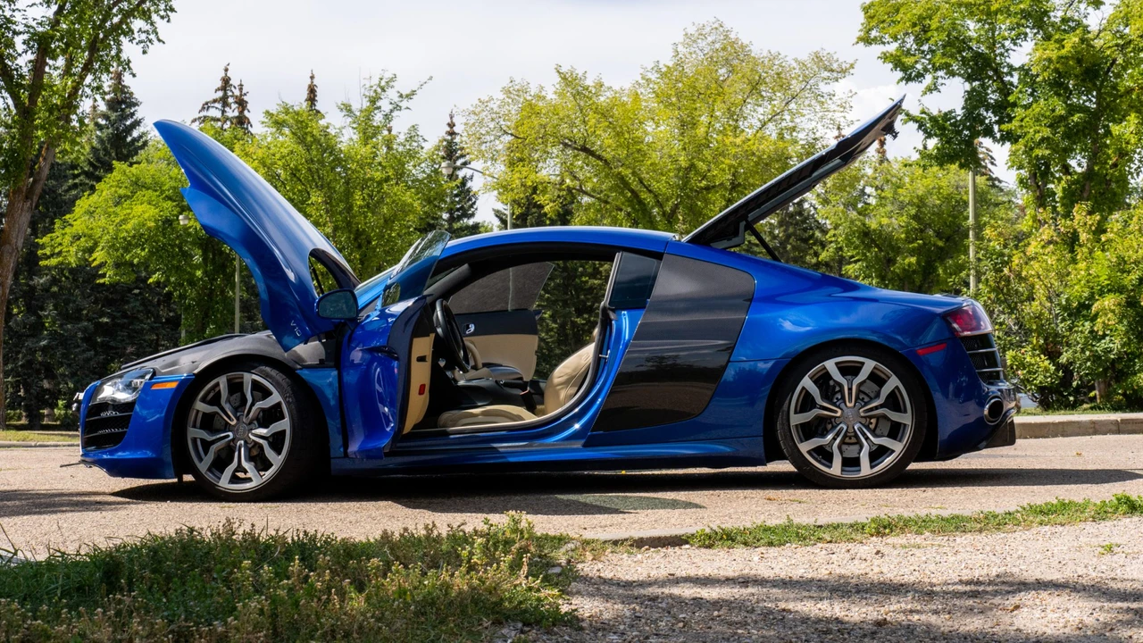 2010 Audi 42 R8 - Image 17 of 31