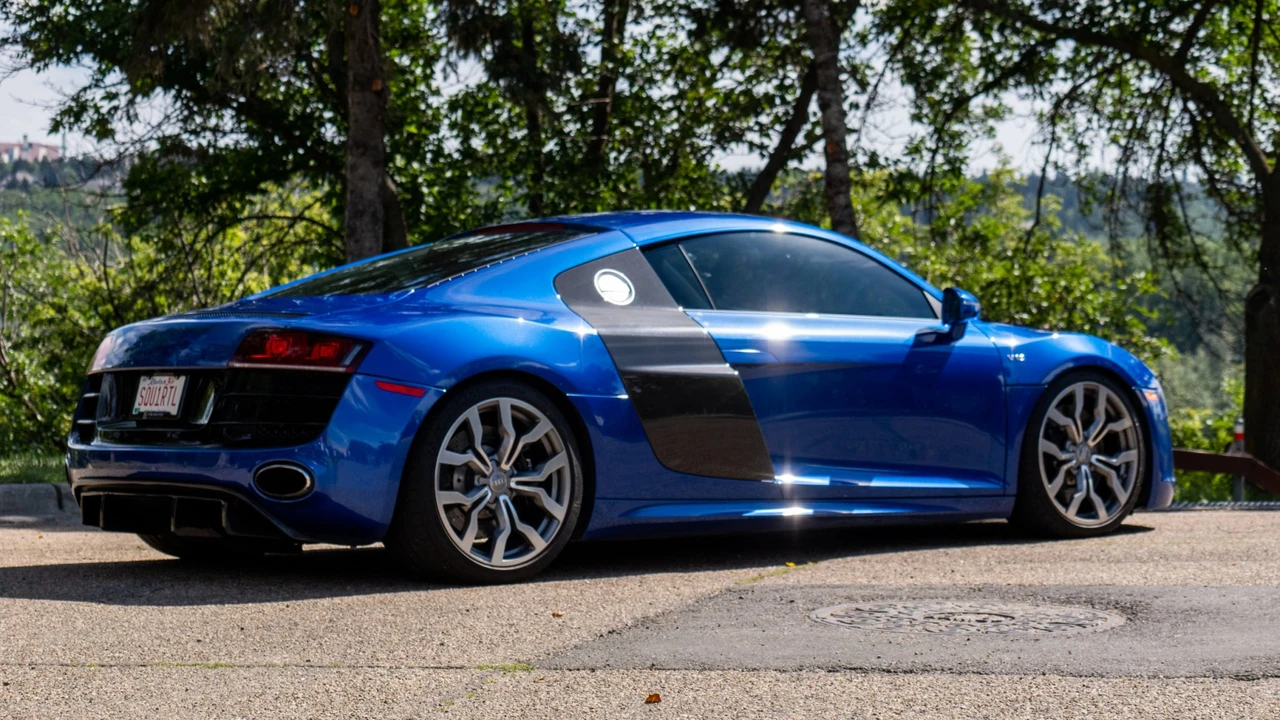 2010 Audi 42 R8 - Image 12 of 31