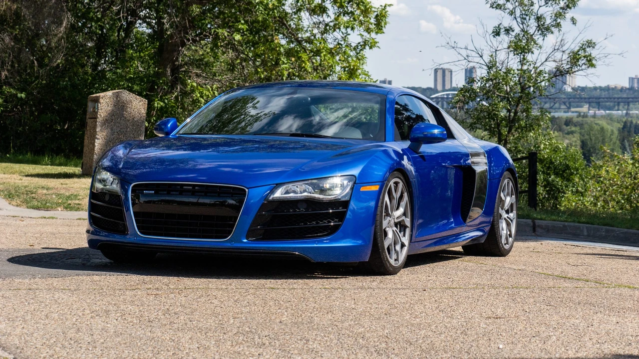 2010 Audi 42 R8 - Image 5 of 31