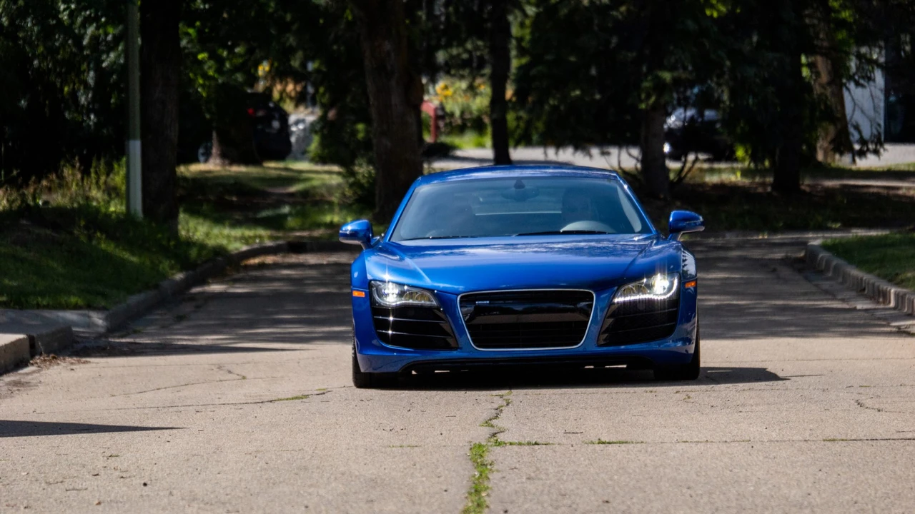2010 Audi 42 R8 - Image 7 of 31