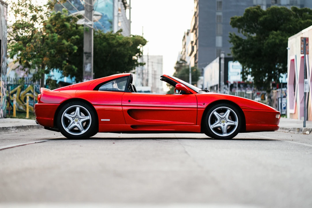 1996 Ferrari F355 GTS - Image 10 of 31