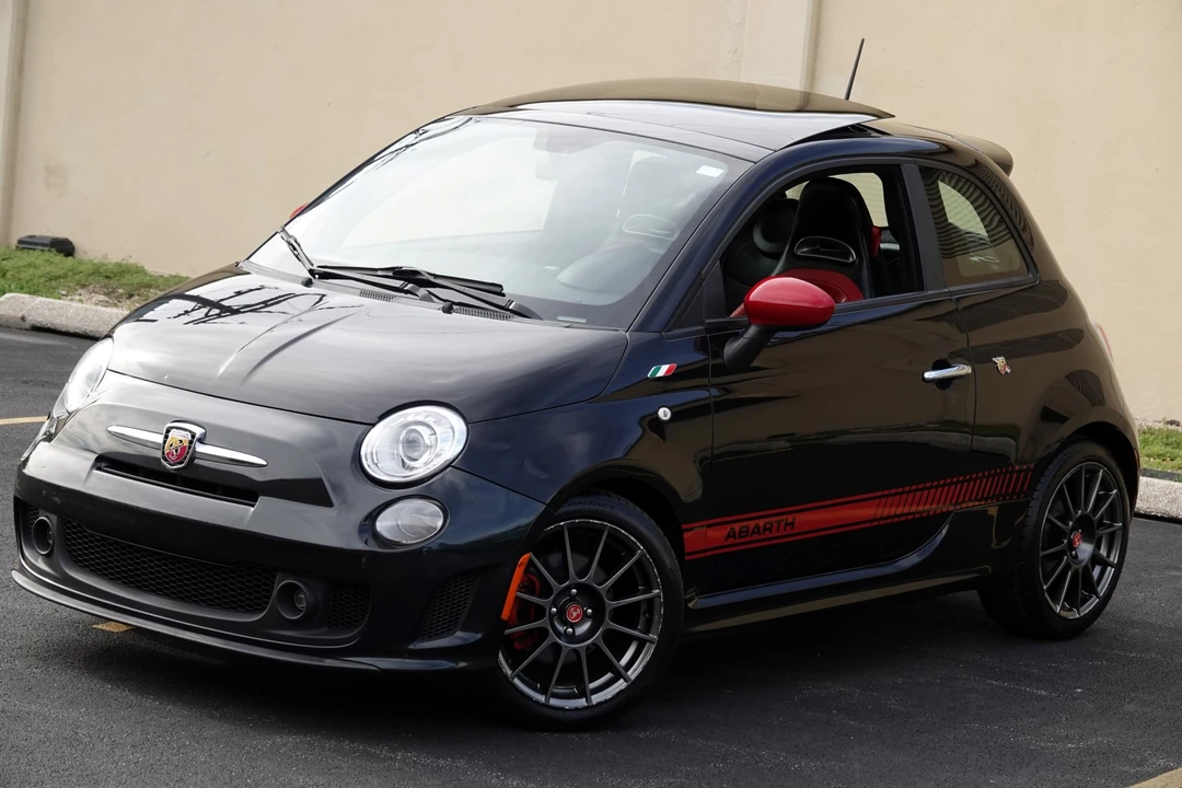 2013 Fiat Abarth 500 - Image 3 of 31