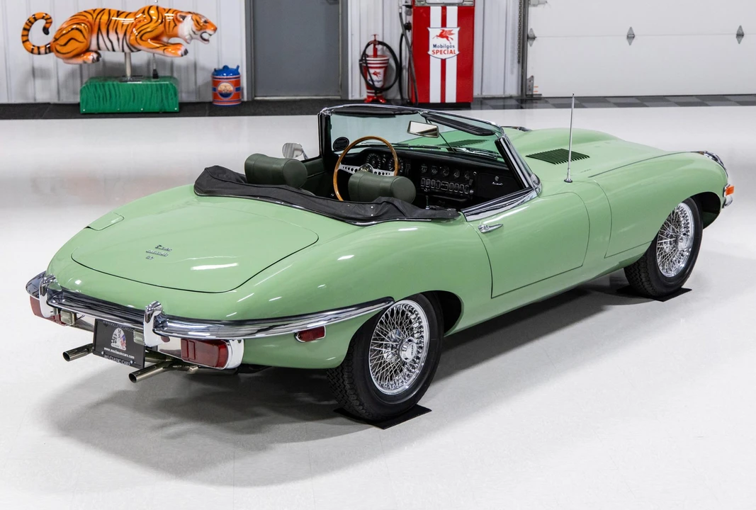 1969 Jaguar E-Type Series 2 - Image 3 of 31