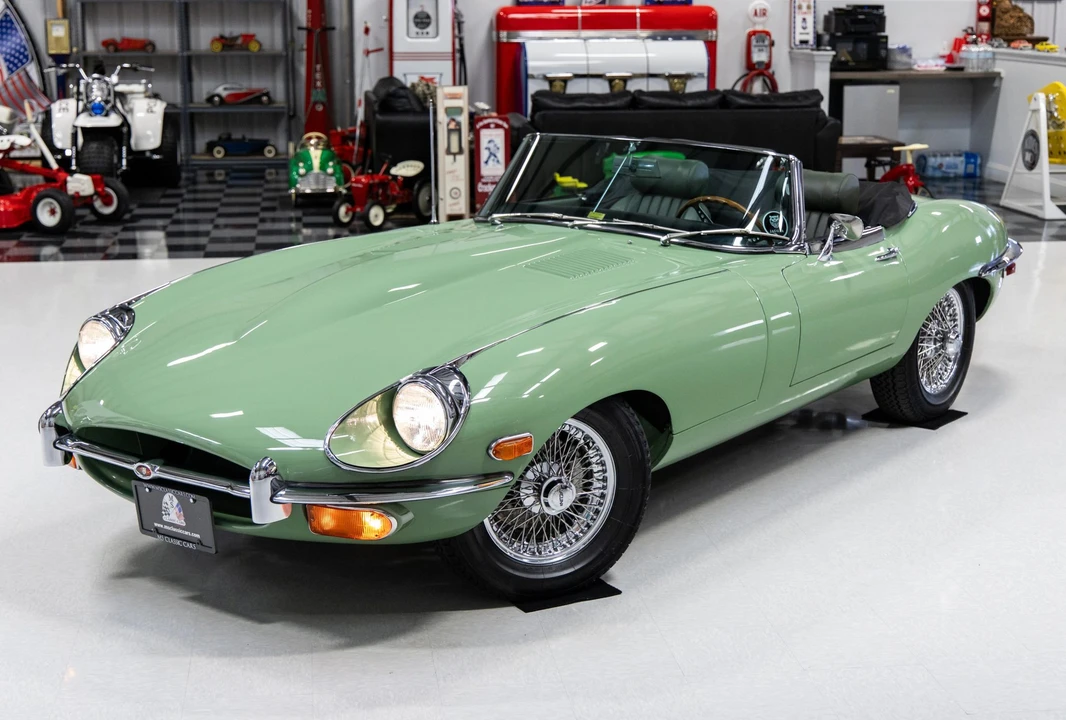 1969 Jaguar E-Type Series 2 - Image 5 of 31