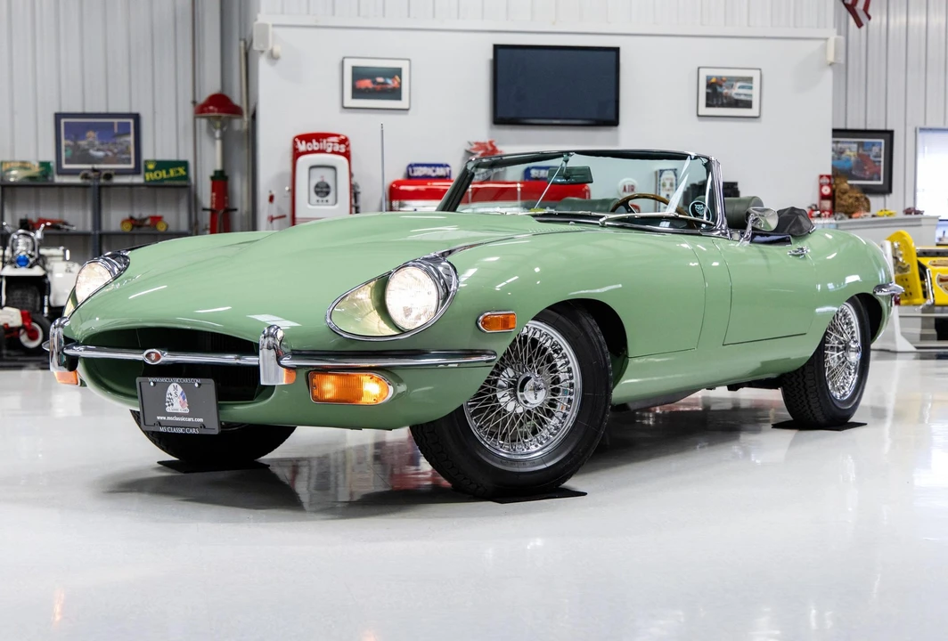 1969 Jaguar E-Type Series 2 - Image 7 of 31
