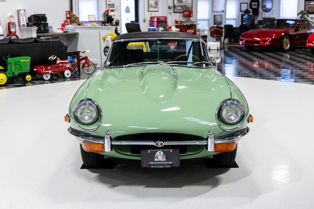 1969 Jaguar E-Type Series 2 - Image 9 of 31