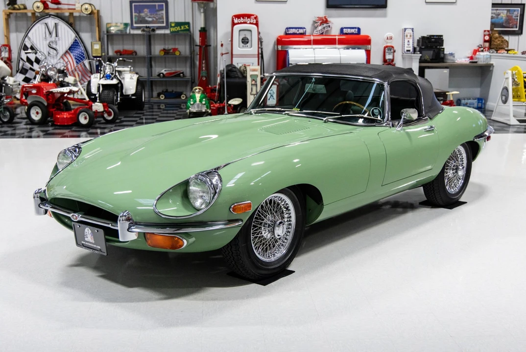 1969 Jaguar E-Type Series 2 - Image 10 of 31