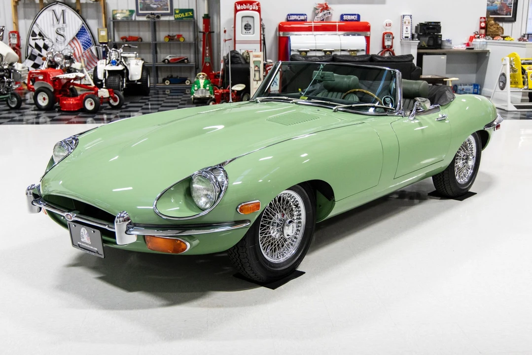 1969 Jaguar E-Type Series 2 - Image 26 of 31