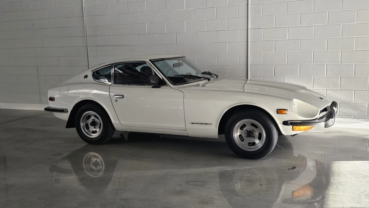 1973 Nissan Fairlady Z 1st Gen - Image 12 of 31
