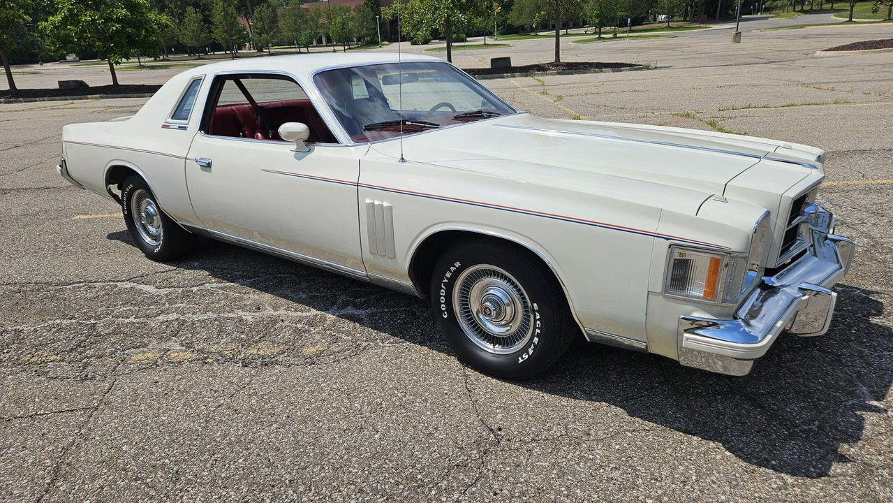1979 Chrysler Cordoba - Image 9 of 31