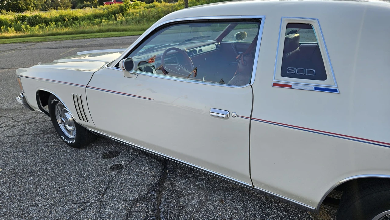1979 Chrysler Cordoba - Image 27 of 31