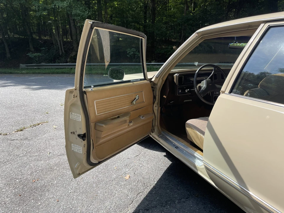 1981 Chevrolet Malibu - Image 27 of 31