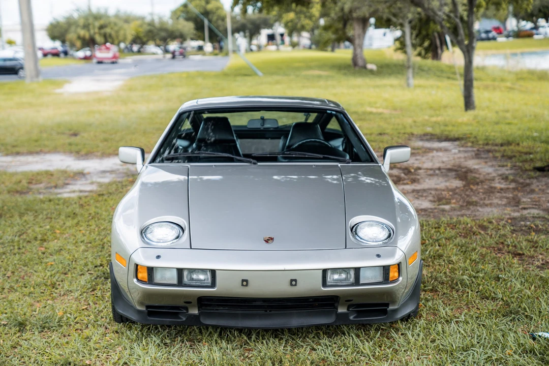1983 Porsche 928 S - Image 2 of 31