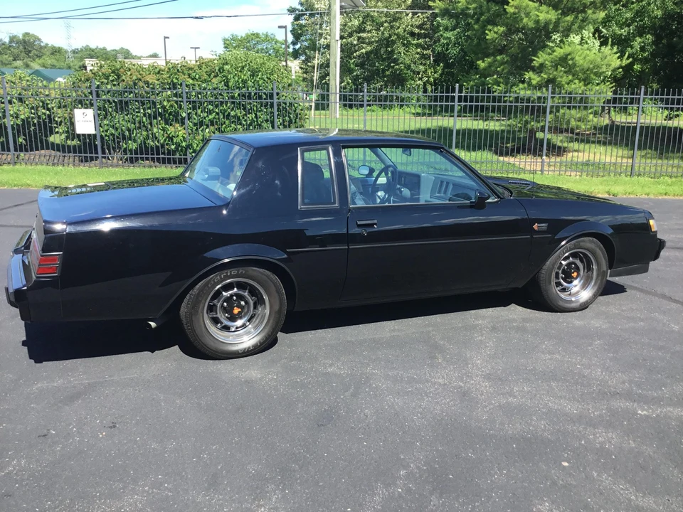 1986 Buick Grand National - Image 11 of 31
