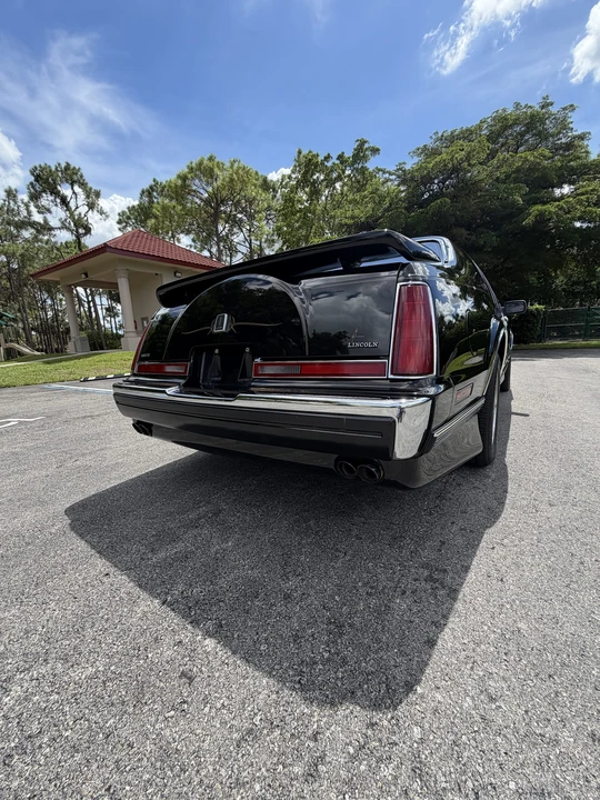 1986 Lincoln Continental Mark VII - Image 11 of 31