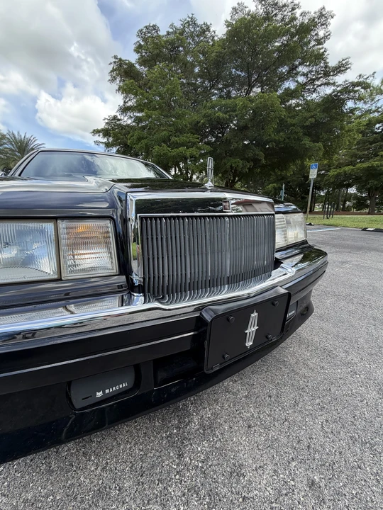 1986 Lincoln Continental Mark VII - Image 23 of 31