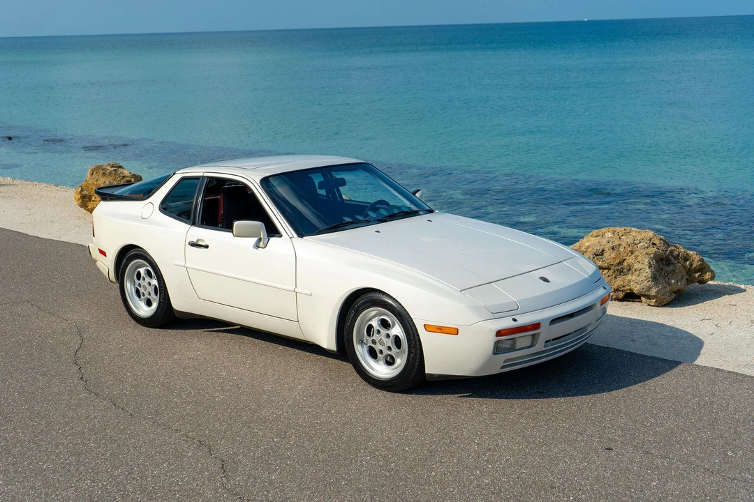 1986 Porsche 944 Turbo - Image 12 of 31