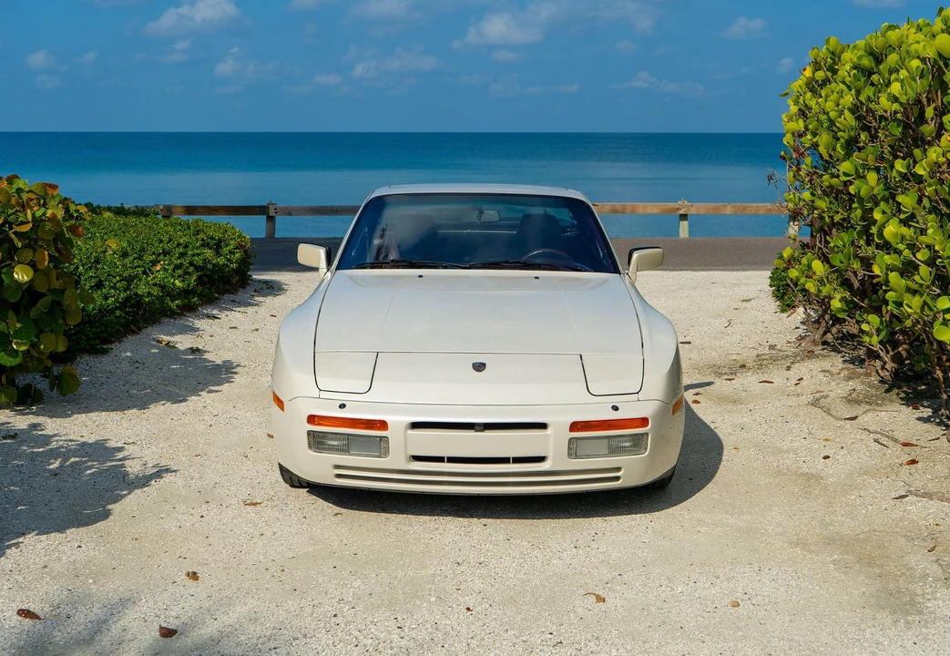 1986 Porsche 944 Turbo - Image 24 of 31