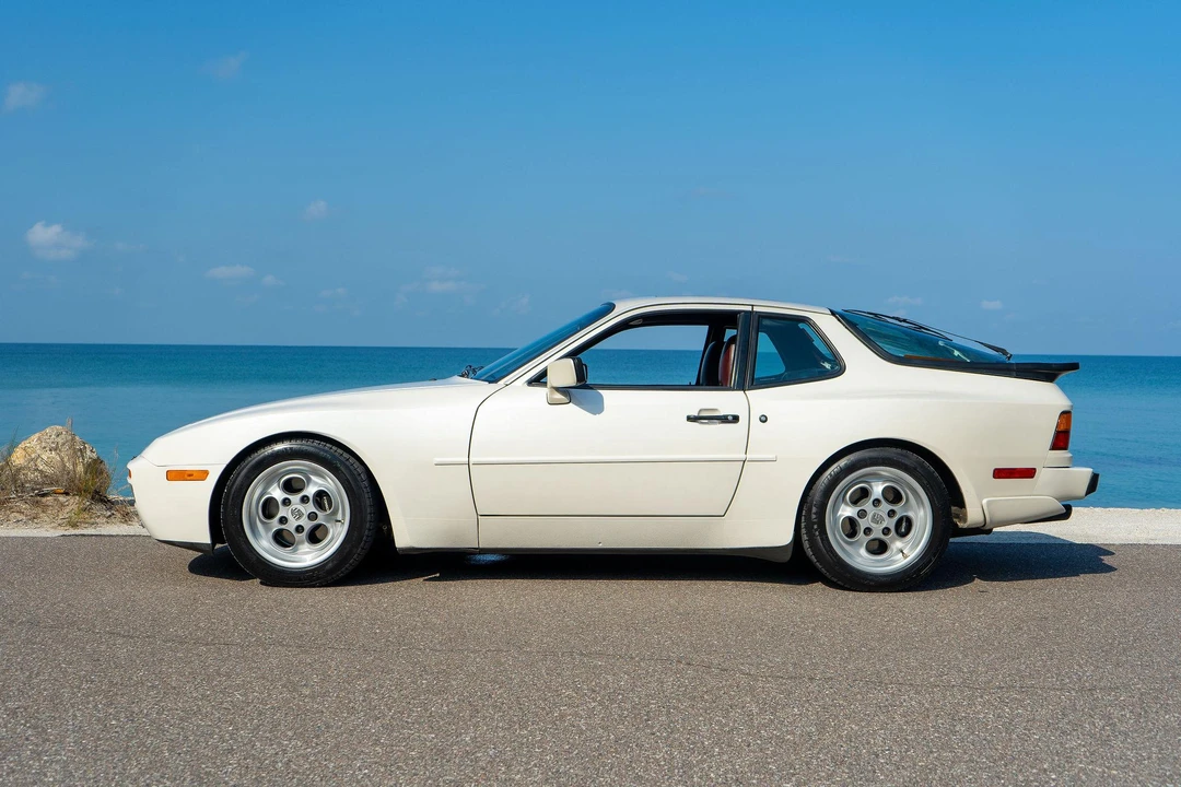 1986 Porsche 944 Turbo - Image 21 of 31