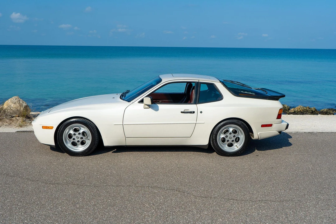 1986 Porsche 944 Turbo - Image 22 of 31