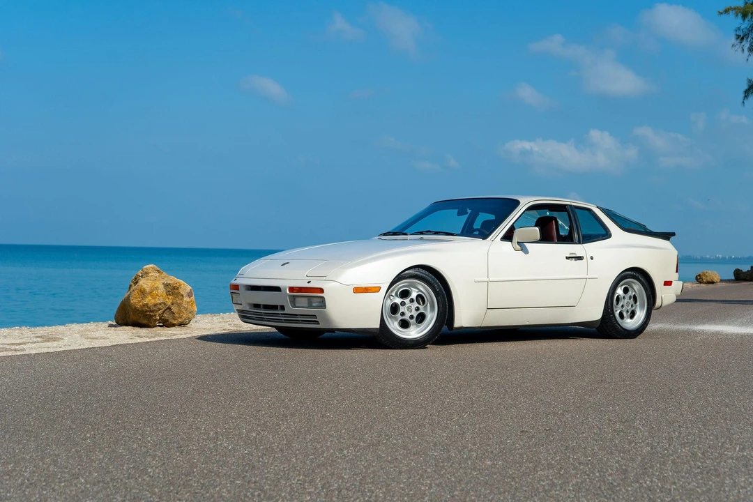 1986 Porsche 944 Turbo - Image 3 of 31