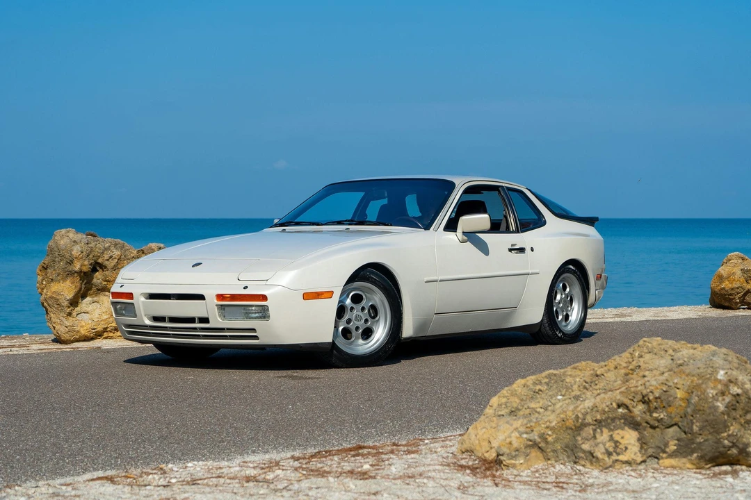 1986 Porsche 944 Turbo - Image 4 of 31
