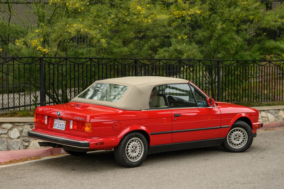 1987 BMW E30 3 Series - Image 8 of 31