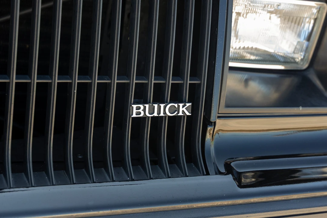 1987 Buick Grand National - Image 28 of 31