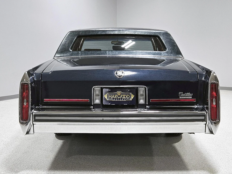1988 Cadillac Brougham - Image 8 of 31