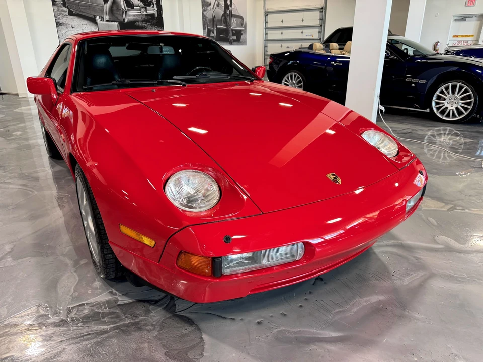 1988 Porsche 928 S4 - Image 6 of 31