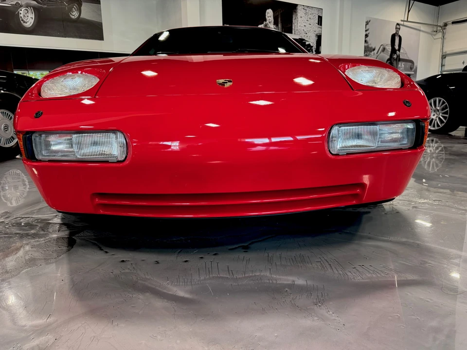 1988 Porsche 928 S4 - Image 8 of 31